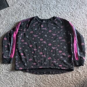 Black and Pink Skull Patterned Sweatshirt